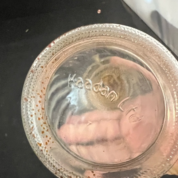 Vintage Kaadan Ltd Swirl Glass oil lamp. - Picture 3 of 4